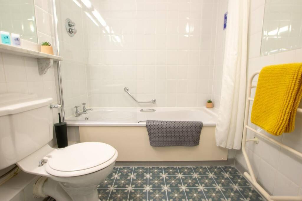 310 - The Carrowbeg At The Harbour Mills By Shortstays 웨스트포트 외부 사진